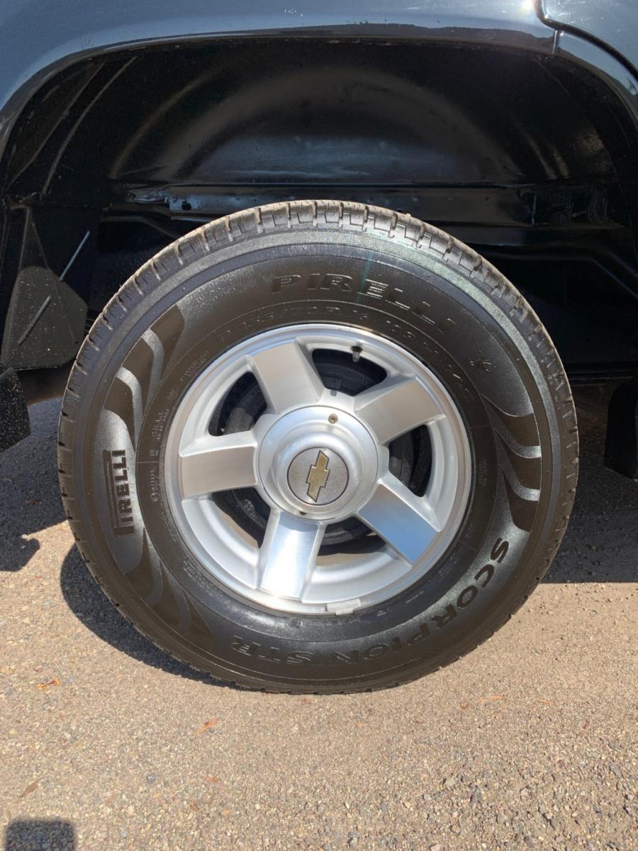 Колеса Chevrolet Tahoe Limited (GMT840) 2000 года  (фото 94 из 233)